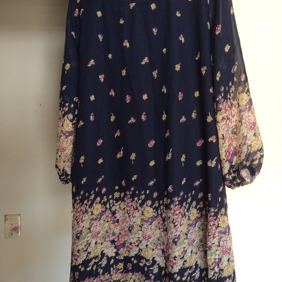DJT Floral Dress NWOT Size M with  3/4 sleeve - Picture 10 of 12